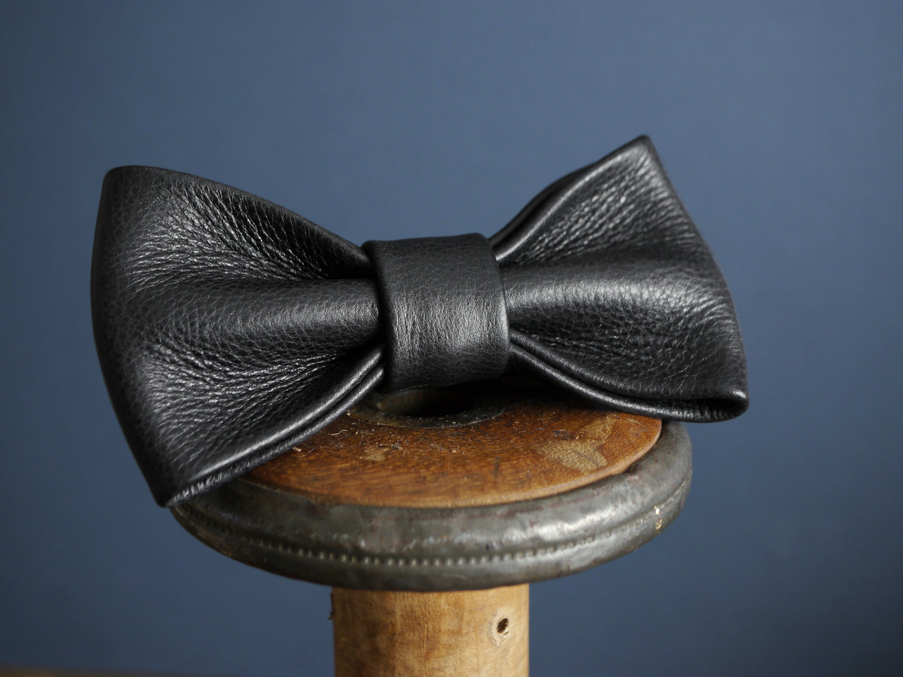 Leather Bow Tie - Black