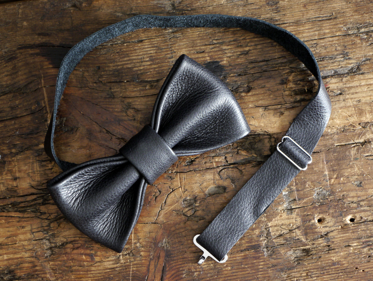 Leather Bow Tie - Black